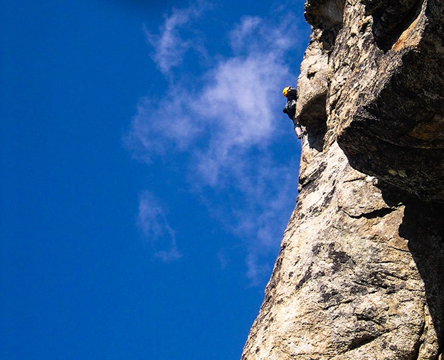 image-interne-escalade-terrain-aventure